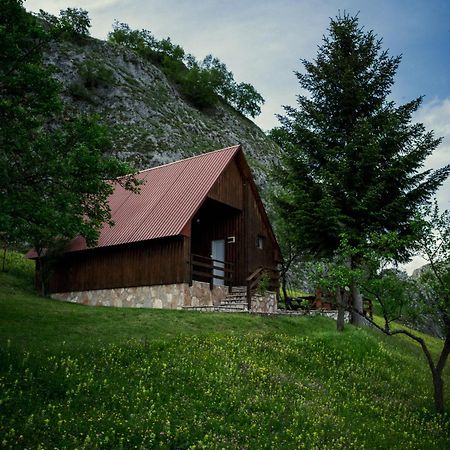 Detached House Milivoje Hotel Poscenje Exterior photo